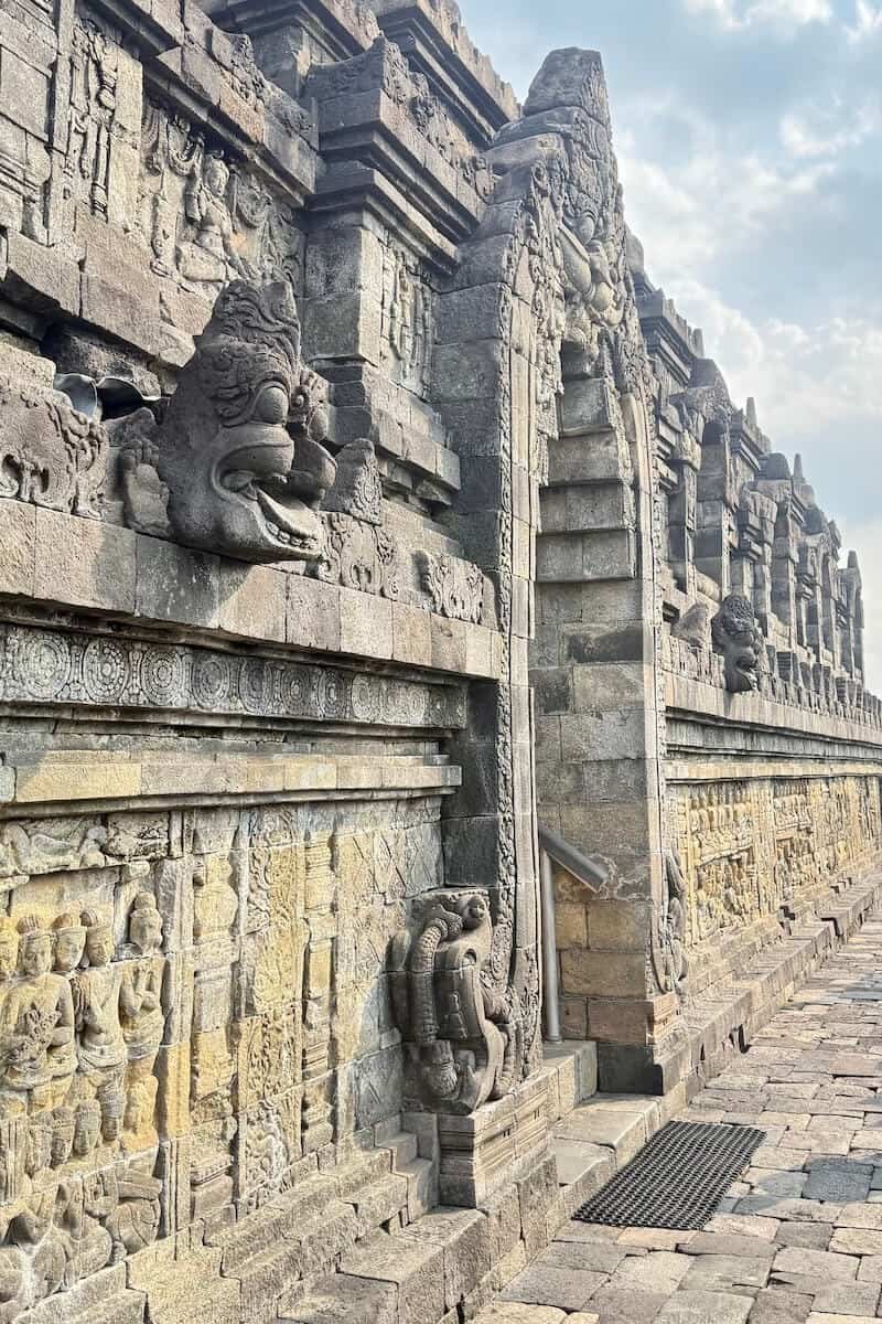 Detalles del templo Borobudur Detalles del templo Borobudur