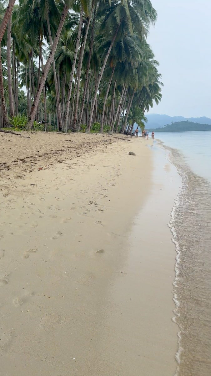 Relajante playa en Filipinas Playa para relajarse en Filipinas