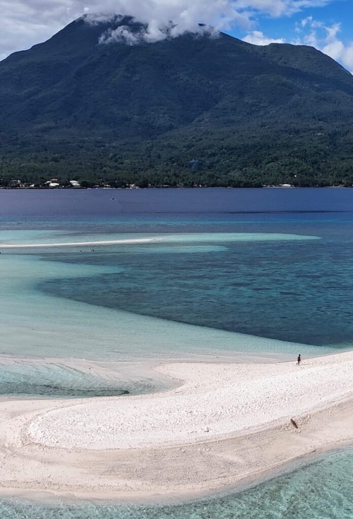 White island, Camiguín, Filipinas