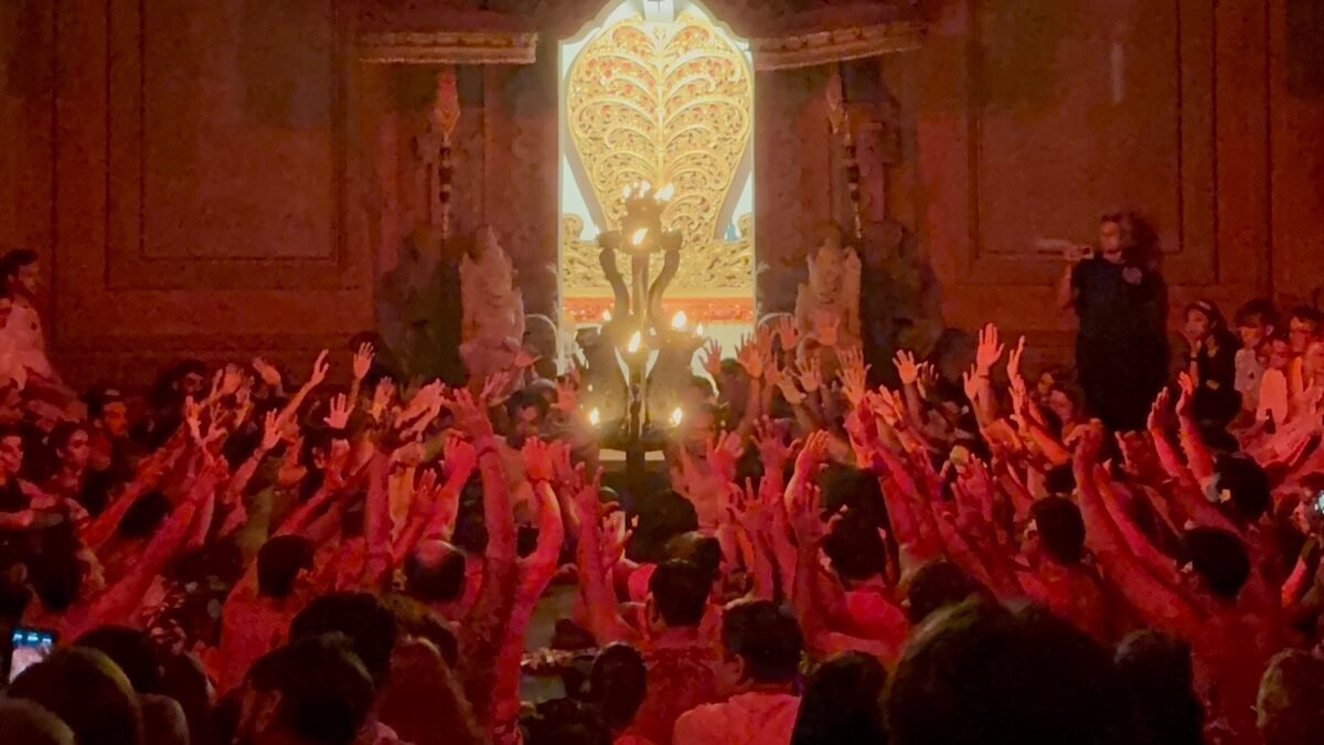 Espectáculo muy curioso en Bali