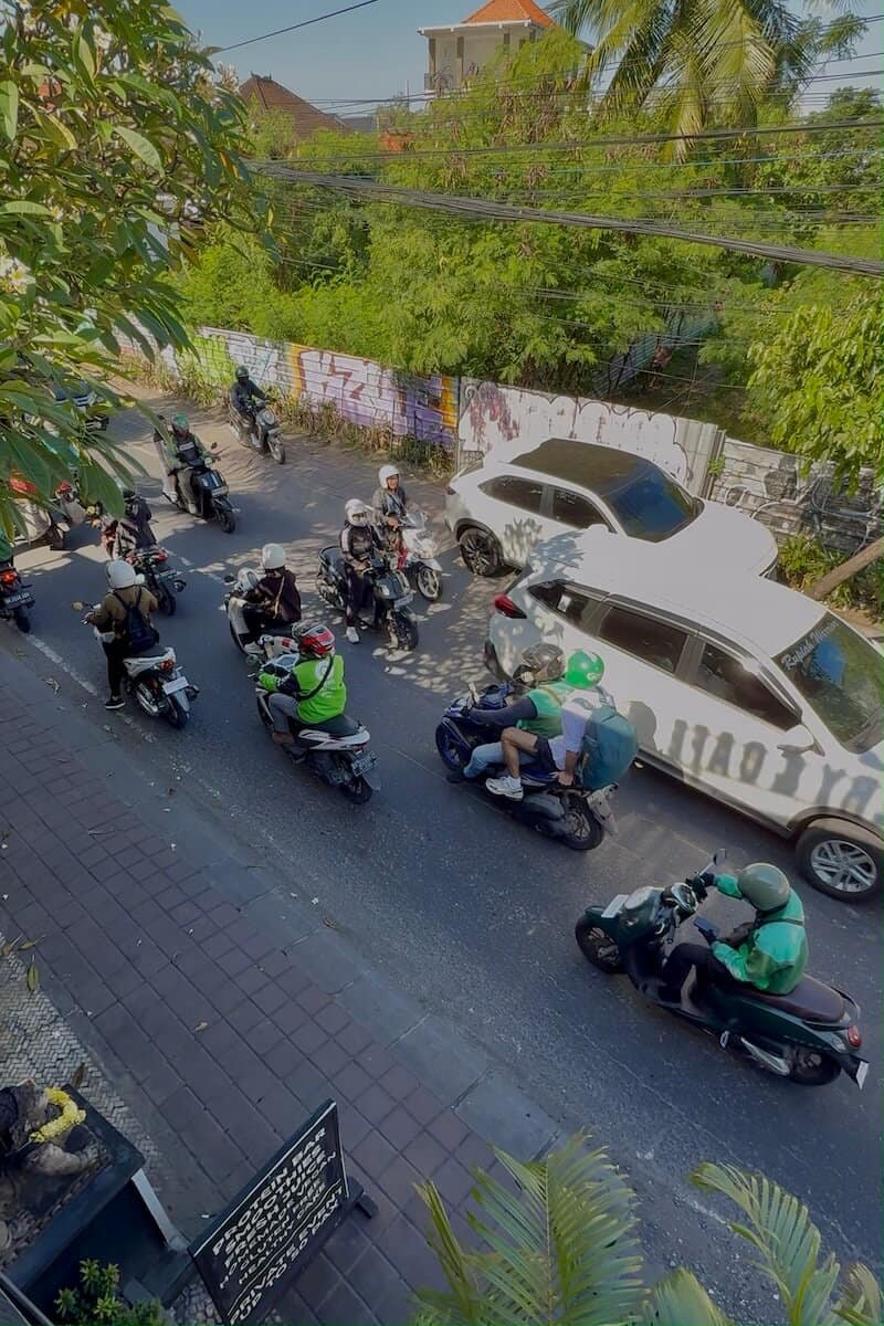 Tráfico en Canggu