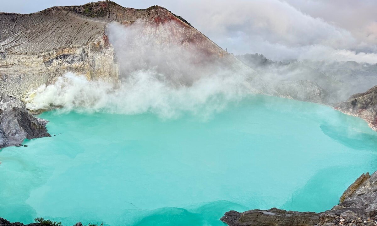 Lago del volcán Ijen