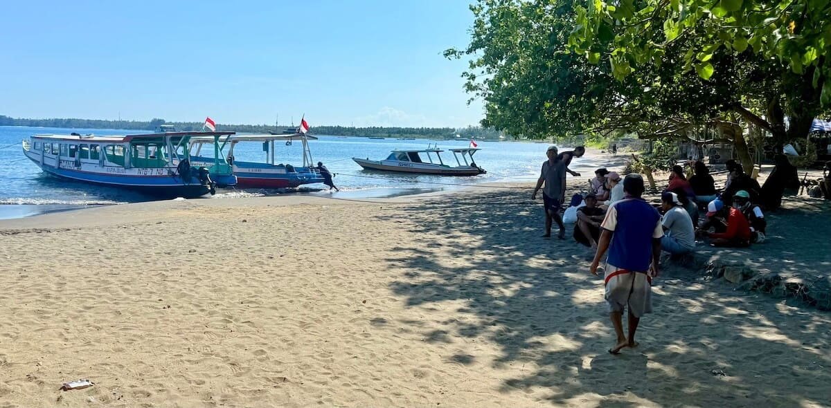 Puerto de salida hacia Gili
