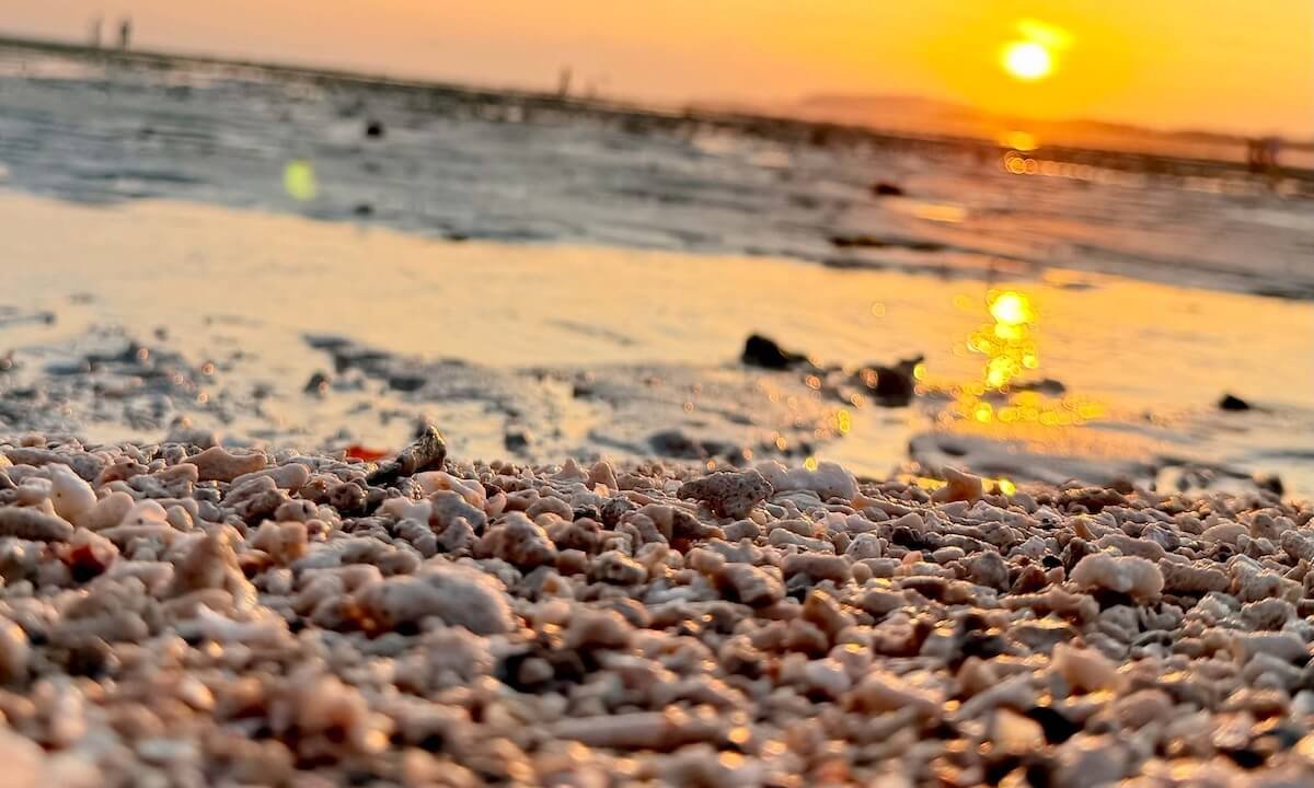 La magia del atardecer en Indonesia