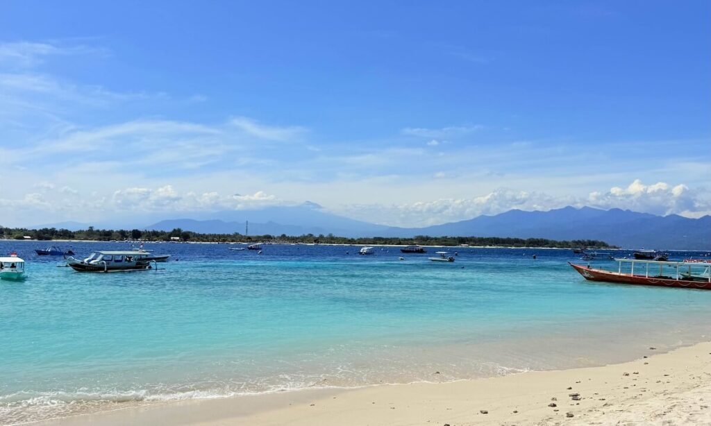 Playa paradisíaca en Indonesia