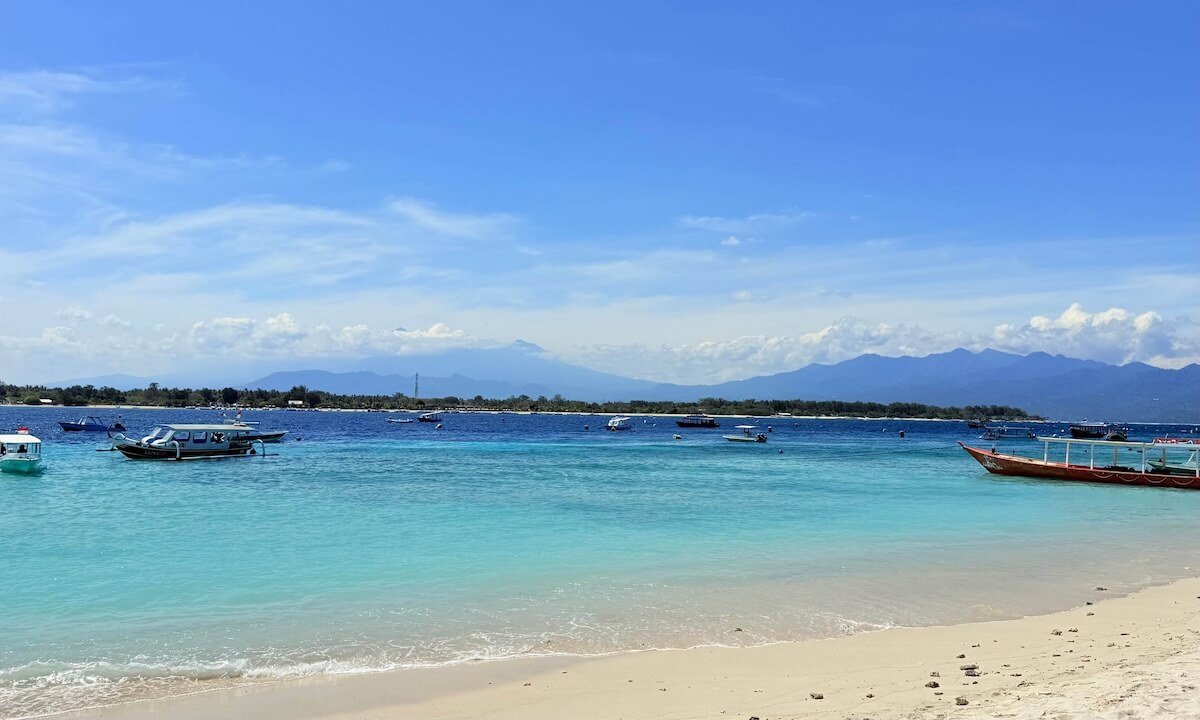 Playa paradisíaca en Indonesia