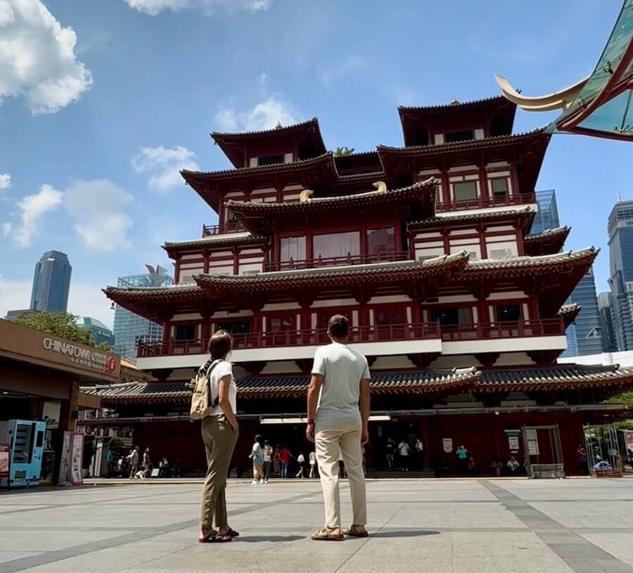 El templo del diente de Budha en el barrio de Chinatown de Singapur es un ejemplo de lo majestuoso de la cultura China