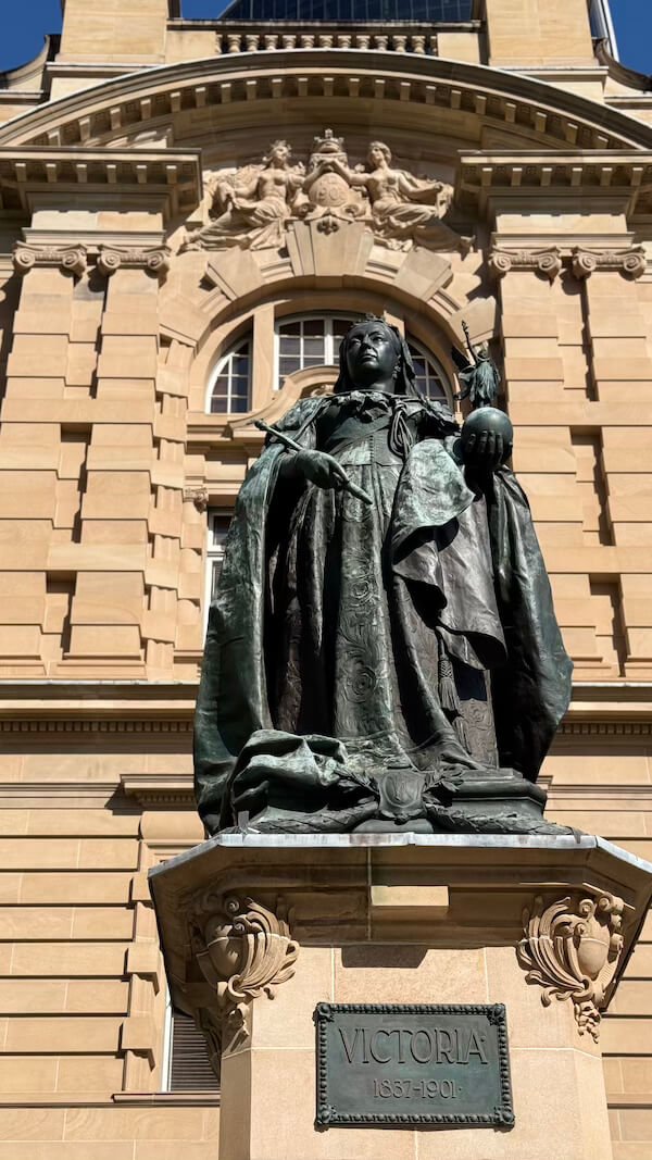 La reina Victoria, recuerdos Queen Victoria Monument