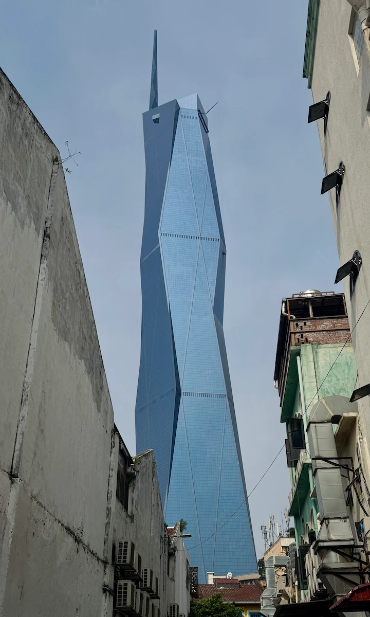 Contrastes de Kuala Lumpur