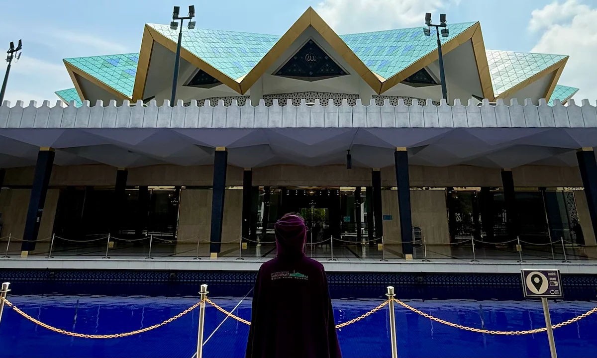 La paz en Kuala Lumpur: Mezquita Nacional de Malasia