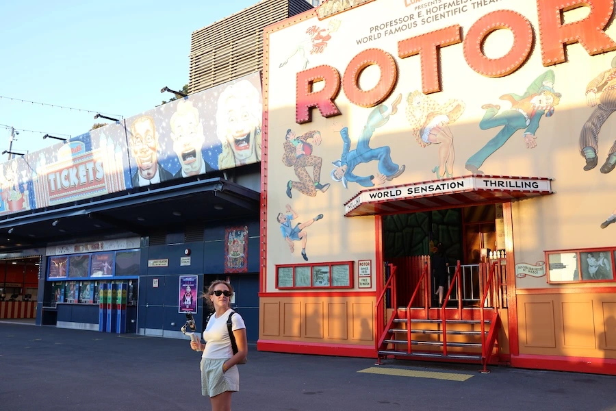 Las atracciones de un parque vintage