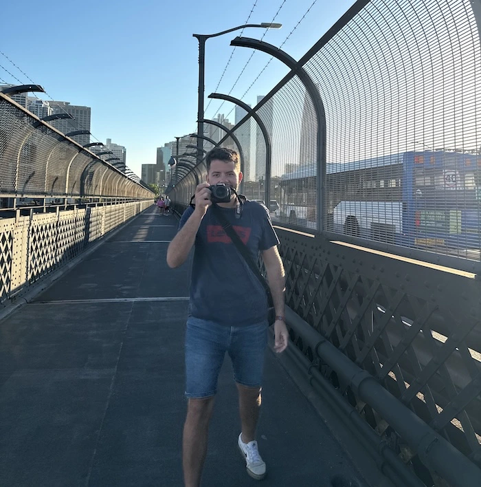 Una foto sobre el puente para el recuerdo