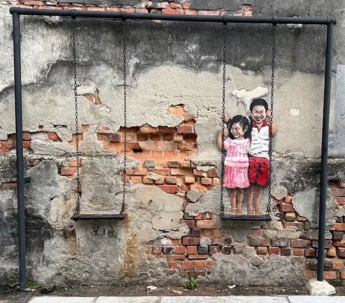 Mural en 3D con columpio
