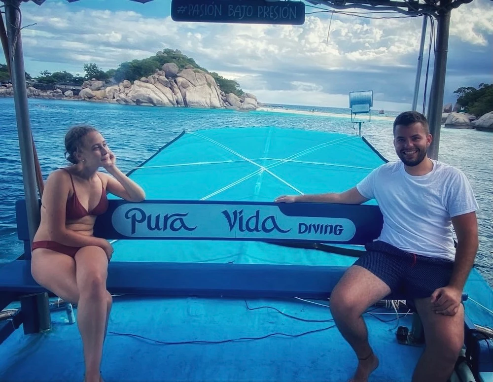 Nosotros en el barco de la escuela de buceo